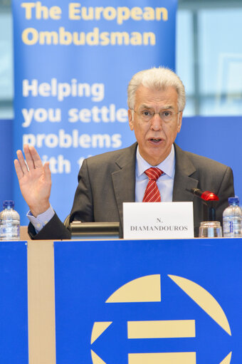 Fotografi 12: EU Ombudsman Press conference - Annual report 2012