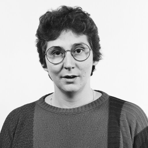 Fotagrafa 6: Portrait of MEP Nel VAN DIJK