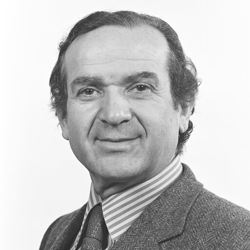 Portrait of MEP Vincenzo GIUMMARRA