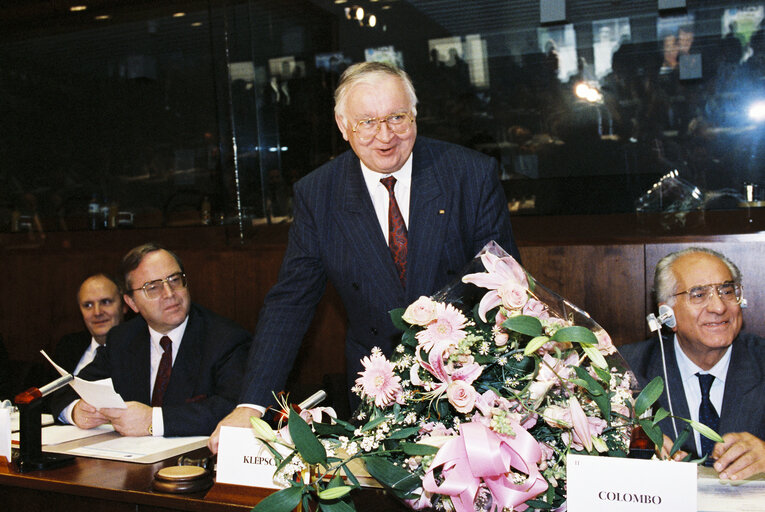 Foto 11: EPP group meeting in Luxembourg - Designation of Egon KLEPSCH as the party's candidate for the next presidency of the EP