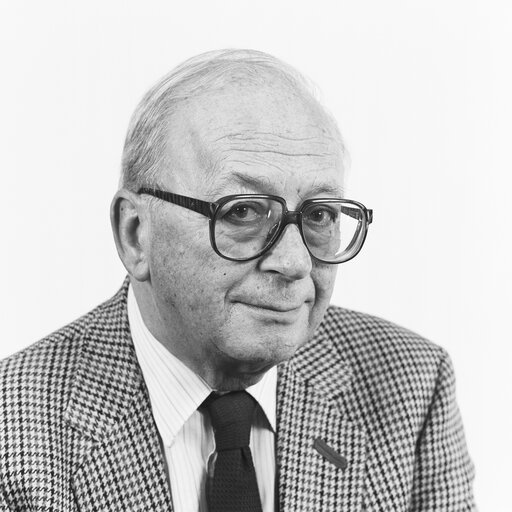 Fotó 1: Portrait of MEP Hans R NORD