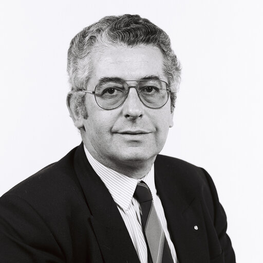 Fotografia 3: Portrait of MEP Georgios ANASTASSOPOULOS