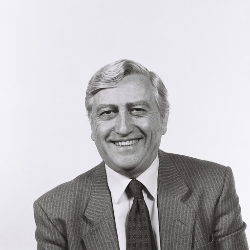 Portrait of MEP Michael KILBY