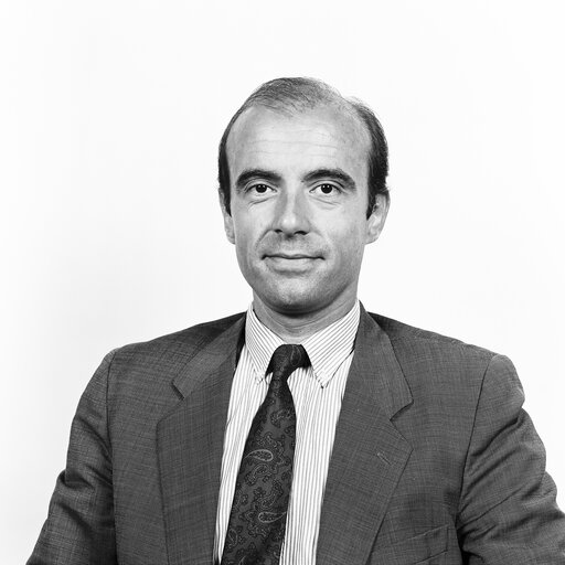 Portrait of Alain JUPPE MEP