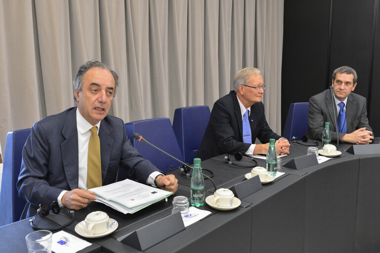 Intergroup : Ways if Saint James