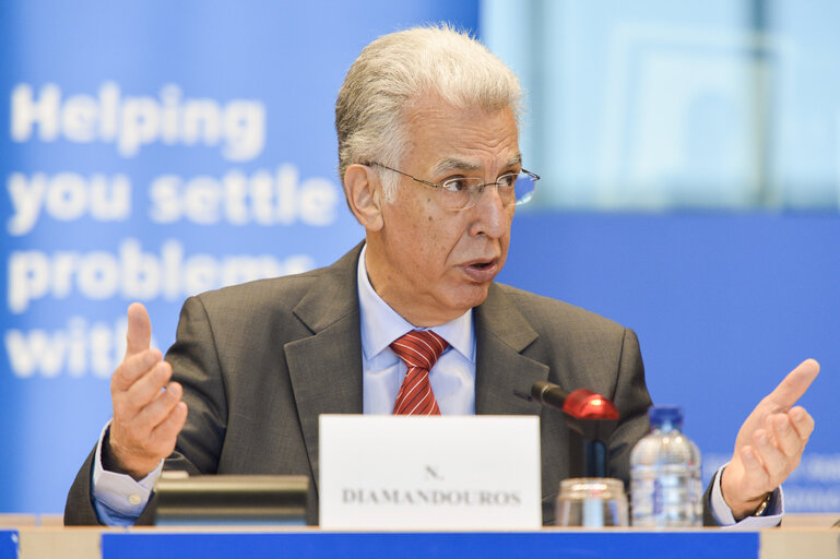 Fotagrafa 11: EU Ombudsman Press conference - Annual report 2012