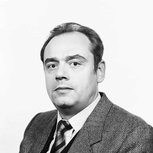 Снимка 8: Portrait of Heinz SCHREIBER MEP