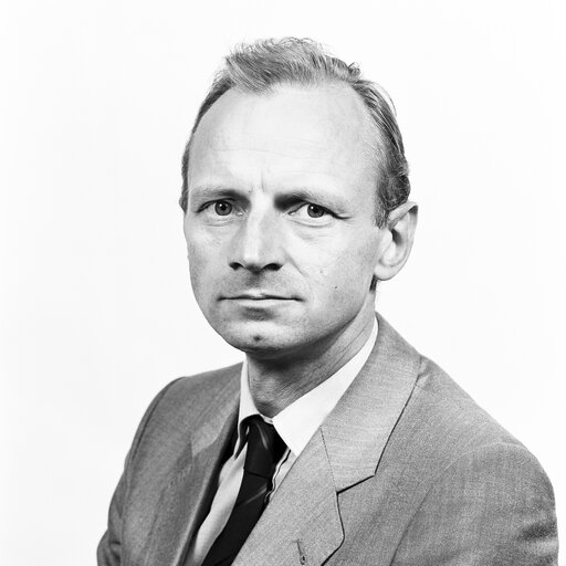 Fotografia 3: Portrait of Jorgen Brondlund NIELSEN MEP.