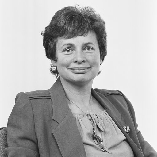 Foto 4: Portrait of MEP Lieselotte SEIBEL-EMMERLING