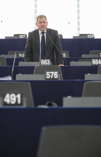 Fotografija 44: Plenary Session week situation of Syrian refugees