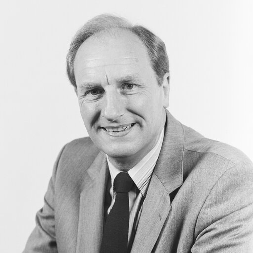 Portrait of MEP Gordon ADAM