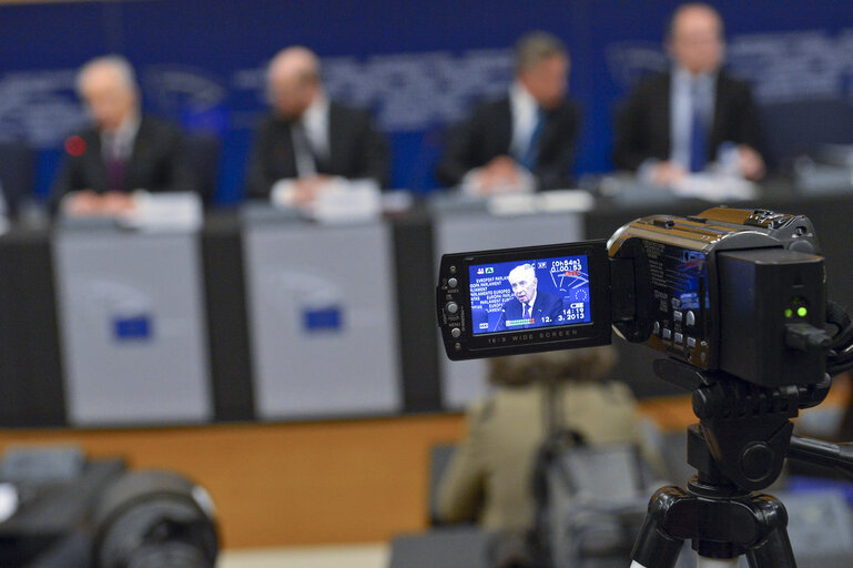 Foto 5: Official visit of the President of Israel to the European Parliament in Strasbourg - Press conference