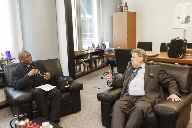 MEP Elmar BROK meets with Cardinal John ONAIYEKAN from Nigeria