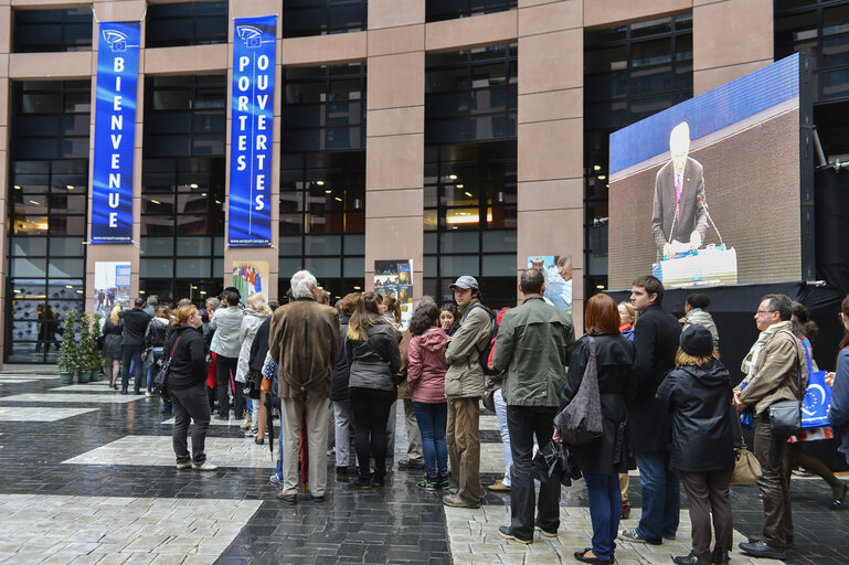 Foto 24: Festival of Europe Open day 2013 in Strasbourg