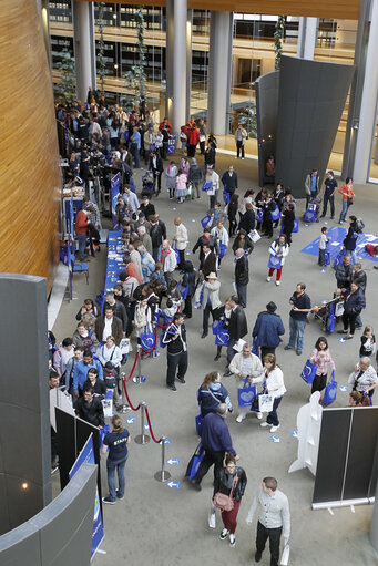 Foto 14: Festival of Europe Open day 2013 in Strasbourg