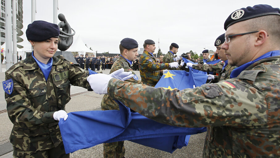 Fotografia 47: Festival of Europe Open day 2013 in Strasbourg