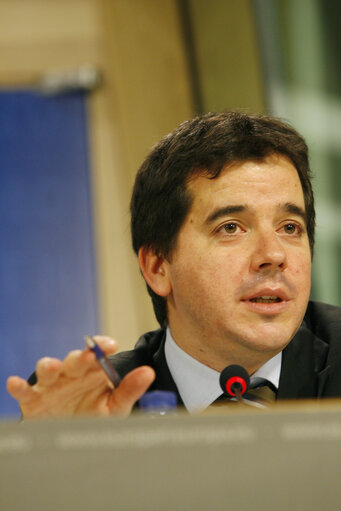 Photo 2: MEP Mikel IRUJO AMEZAGA attends a news conference in Brussels