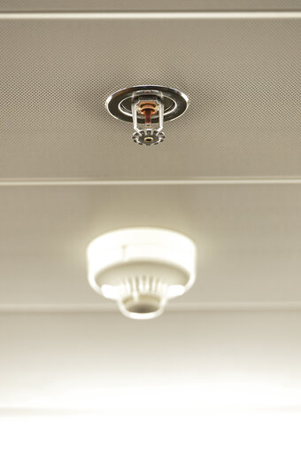 Fotografi 18: Smoke detector and Fire Sprinkler inside the EP in Brussels