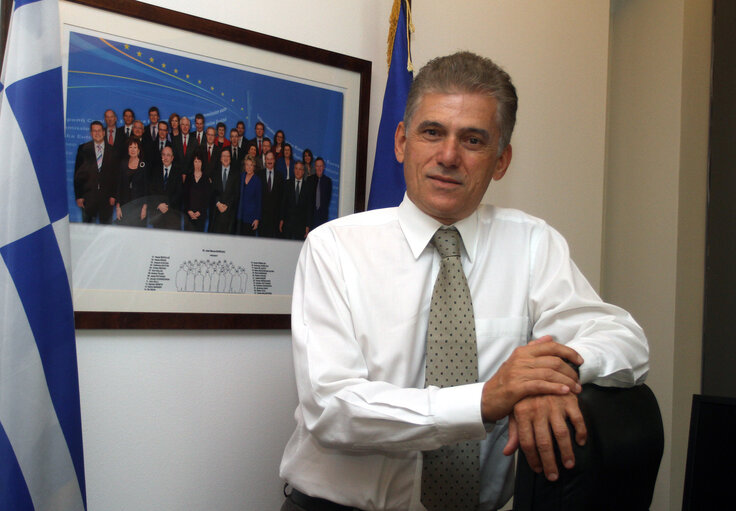 Photo 5: Interview with Panos CARVOUNIS, Deputy Director General EC
