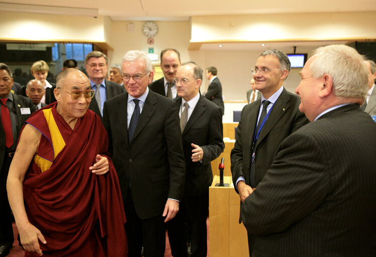 Foto 6: Conference of the Presidents meeting with His Holiness the XIVth Dalai Lama in Brussels