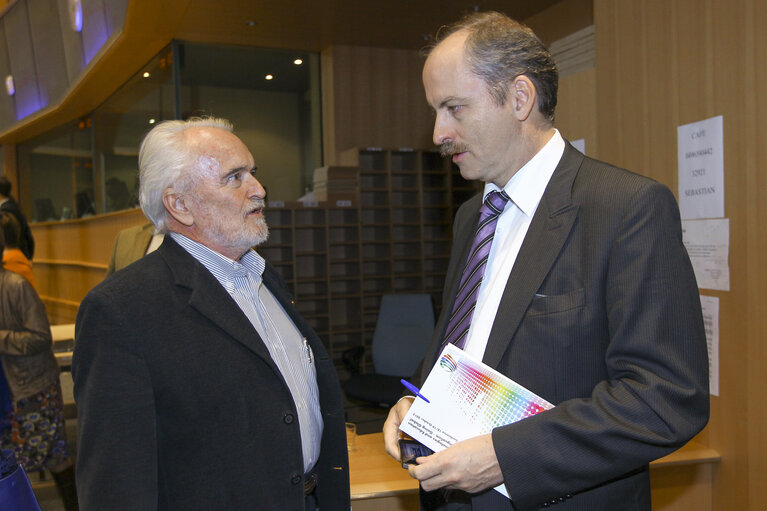 Photo 27 : New technologies and education for multilingualism.