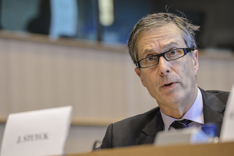 Fotografie 12: IMCO - Public hearing Common European Sales Law - Good choice for the consumer?