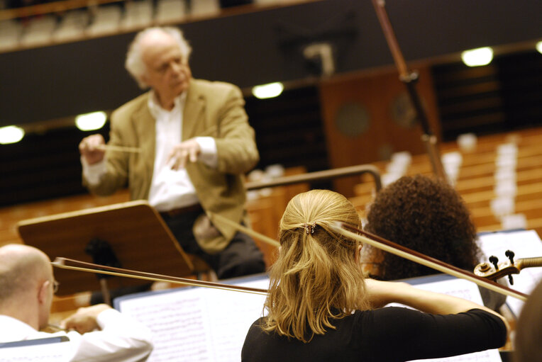 Foto 16: Classical concert in the Hemicycle of the EP in Brussels.