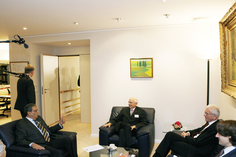 Zdjęcie 17: EP President meets with the Secretary General of the League of Arab States in Brussels