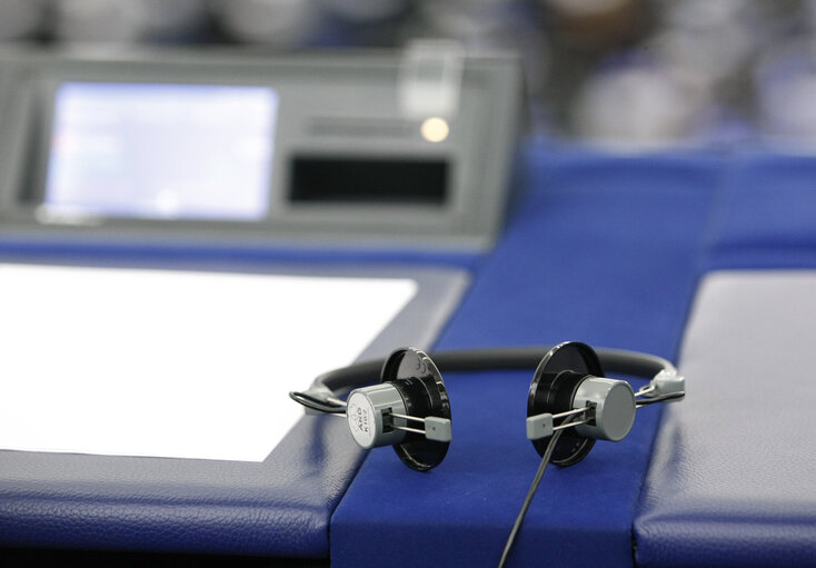 Photo 39: Plenary Session in Strasbourg - Week 43  European Council and European Commission statements