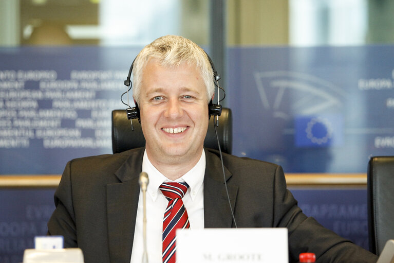 Foto 2: ENVI Committee meeting  Non-commercial movement of pet animals