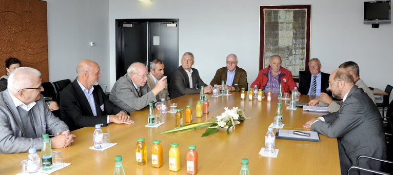 Fotografi 1: Martin SCHULZ - EP President meets with Willy GORLACH