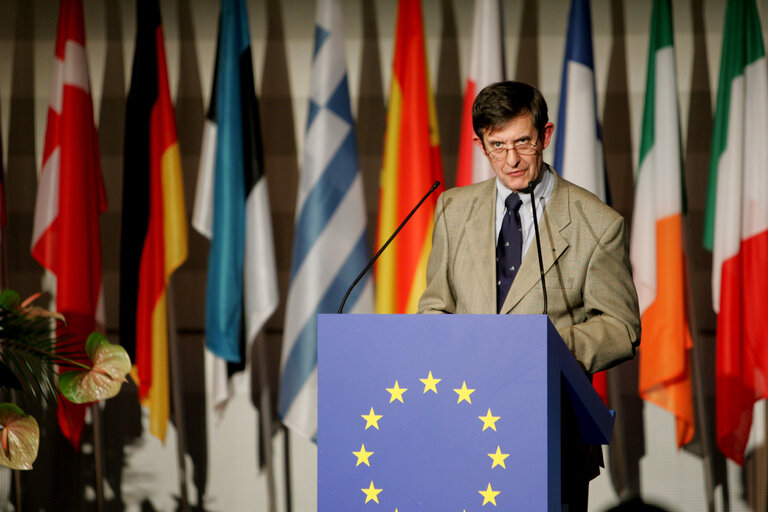 Foto 17: Promoting tolerance - EP President welcomes a number of senior figures for an event promoting tolerance in Europe, which marks the 70th anniversary of the Reichspogromnacht (Kristallnacht)