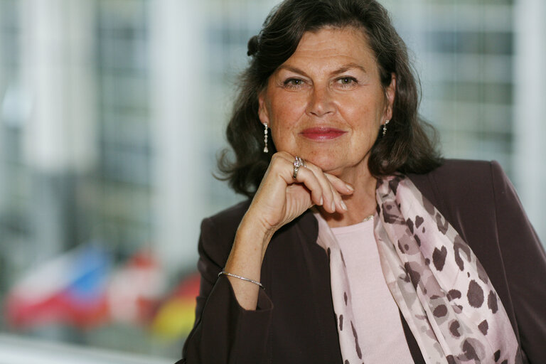 Photo 5: MEP Charlotte CEDERSCHIOLD in Brussels