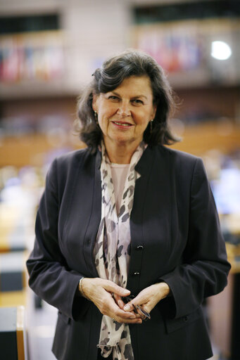 Photo 10: MEP Charlotte CEDERSCHIOLD in Brussels