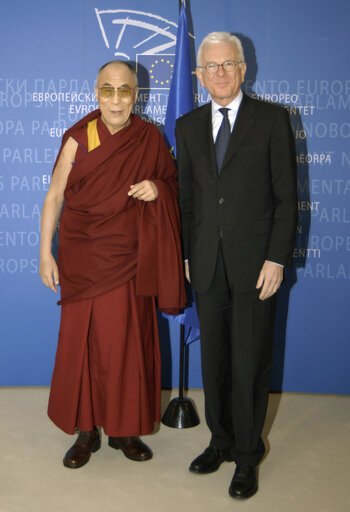 Foto 25: EP President meets with His Holiness the XIVth Dalai Lama in Brussels