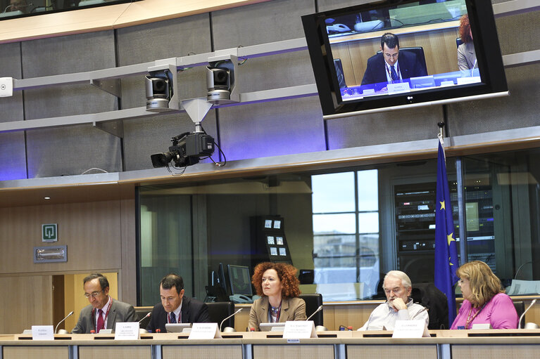 New technologies and education for multilingualism.