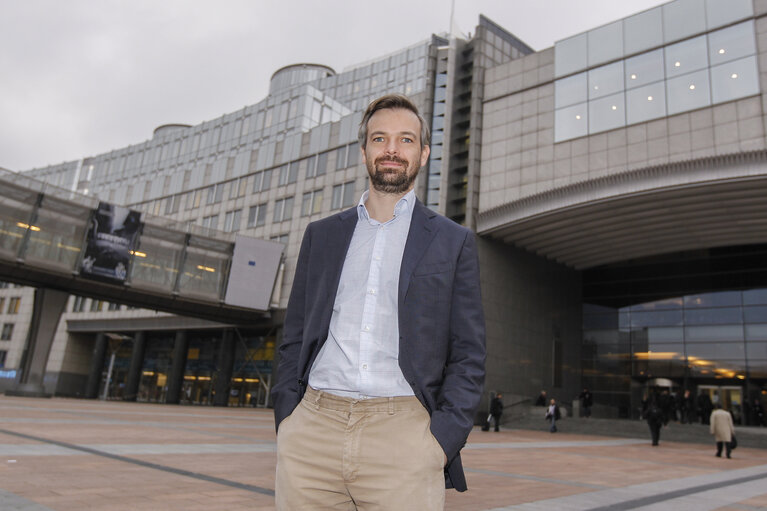 Foto 1: MEP Martin EHRENHAUSER in the European Parliament in Brussels