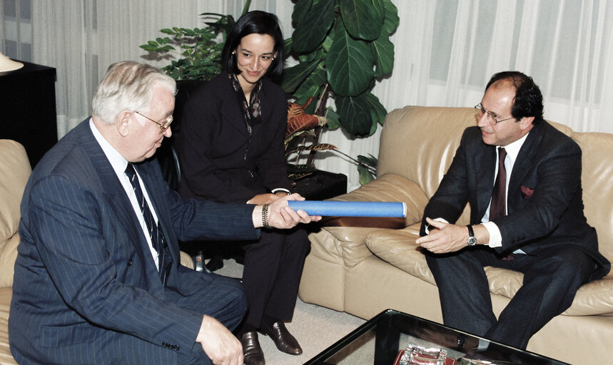 Fotografia 43: Visite of the Ambassador Diego Ramiro GUELAR, Head of the Mission of Argentina to the EC