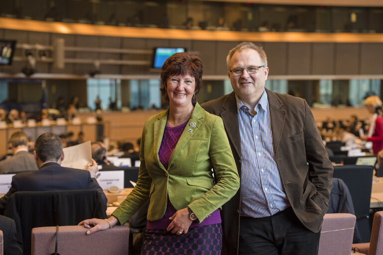 MEP Kent JOHANSSON and Ewa-May KARLSSON