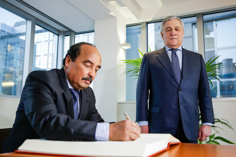 Photo 11: EP President meets with the President of Mauritania