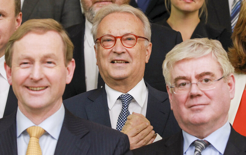 Valokuva 33: Mr Hannes Swoboda (C), Chair of the group of the Progessive Alliance of Socialists and Democrats in the European Parliament pose for a family photograph with Irish Prime Minister Enda Kenny (L) and deputy Prime Minister Eamon Gilmore (R) at Dublin Castle in Dublin, Ireland on November 29, 2012.