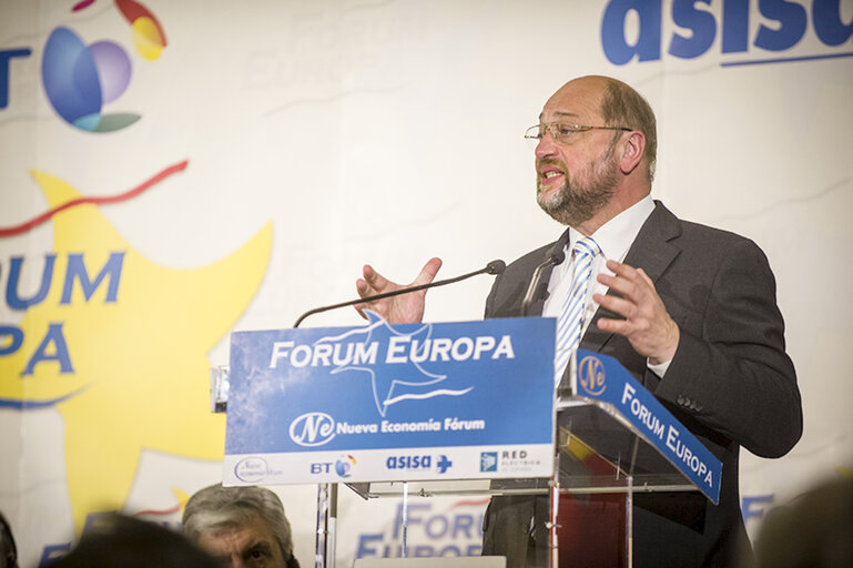 Foto 4: Martin SCHULZ - EP President at the New Economy Forum in Madrid