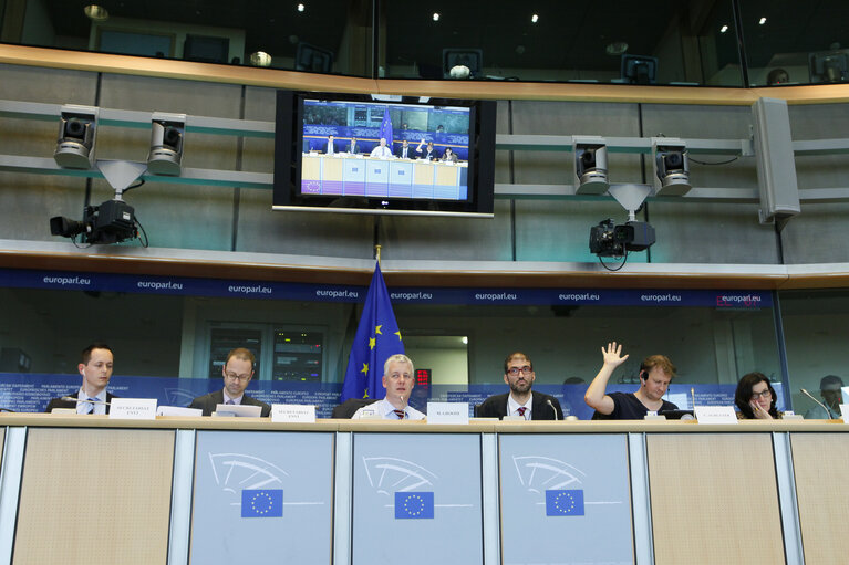 Fotografija 13: ENVI Committee - Vote on ETS backloading and Fluorinated greenhouse gases