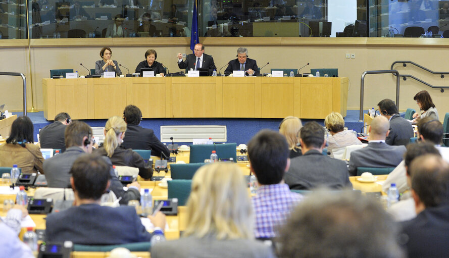 Photo 10 : Conference - Europe works for SMEs