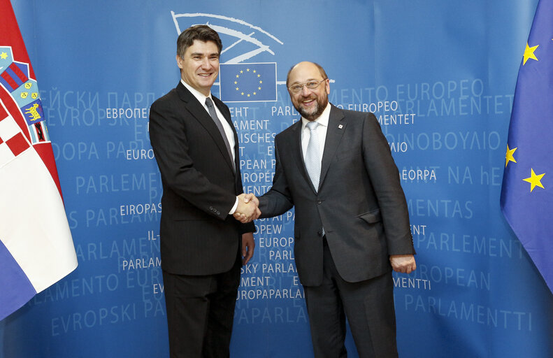 Fotó 3: Martin SCHULZ - EP President meets with Zoran MILANOVIC, prime minister of Croatia