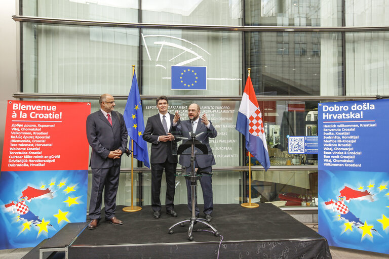 Fotó 9: Inauguration of the exhibition  Welcome Croatia  on accession of Croatia to the European Union