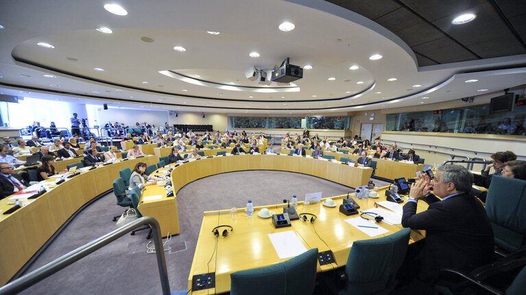 Photo 1 : Conference - Europe works for SMEs