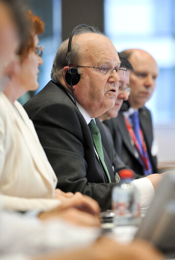 Fotografia 7: ECON Committee meeting -  Economic Dialogue with Michael Noonan, Minister for Finance of Ireland