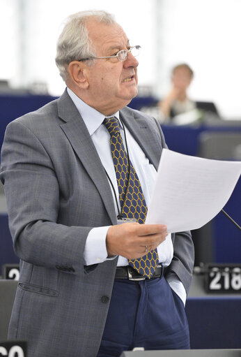 Fotografie 22: Plenary session week 24 - Schengen