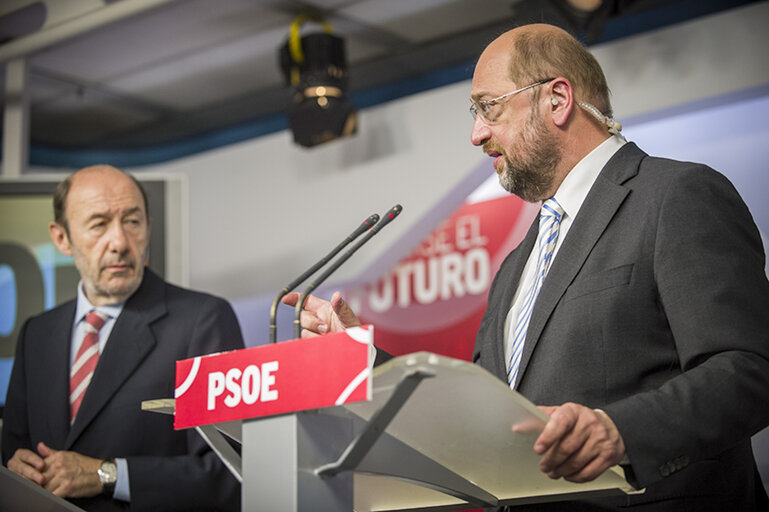 Φωτογραφία 8: Martin SCHULZ - EP President meets with Secretary General of the PSOE Alfredo PEREZ RUBALCABA in Madrid